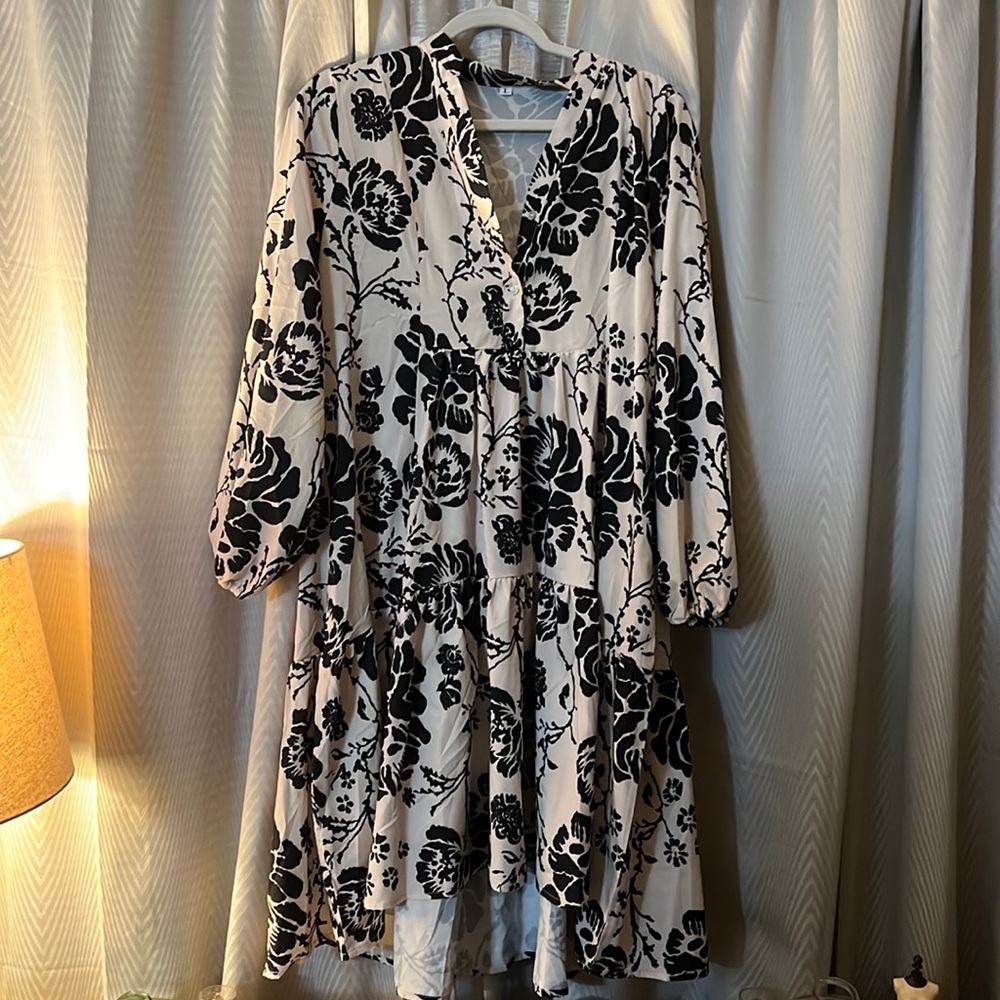 Cream and black floral tiered dress NWOT never worn